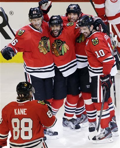 Blackhawks beat Red Wings 4-1 in series opener Blackhawks beat Red Wings 4-1 in series opener