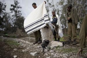 Israeli soldiers of the Golani brigade with prayer&nbsp;&hellip;