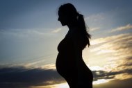 Segundo outro artigo, o Canadá se tornou "um paraíso para os pais que eliminam fetos femininos e favorecem os masculinos"