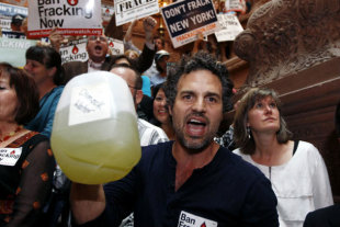 Movie Star Activism Mark-ruffalo-fracking