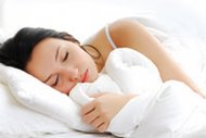 側睡比仰睡更好入眠？