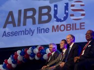 <p>               Officials attend ceremonies announcing that Airbus will establish its first assembly plant in the United States in Mobile, Ala., Monday, July 2, 2012. From left: Barry Eccleston, Airbus President & CEO Fabrice Bregier, Alabama Gov. Robert Bentley and Mobile, Ala. Mayor Sam Jones. The French-based company said the Alabama plant is expected to cost $600 million to build and will employ 1,000 people when it reaches full production, likely to be four planes a month by 2017. (AP Photo/Dave Martin)