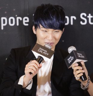 Daesung saat jumpa pers konser BIG BANG ALIVE di Singapura (Foto: Tim Chong/REUTERS)