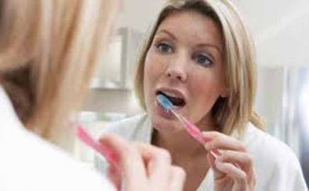 Enam Langkah Jaga Kesehatan Gigi dan Mulut