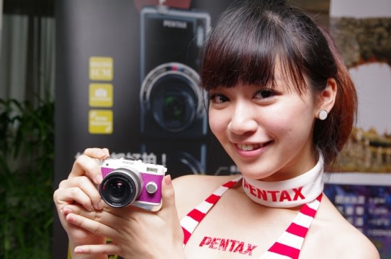 除了 K-01 ， Pentax 極限機 WG-2 與直拍機 VS20 也值得一看