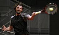 Goran Ivanisevic of Croatia returns a ball to Mats Wilander of Sweden during their match at the Masters Tennis tournament in Madrid April 15, 2007. REUTERS/Sergio Perez