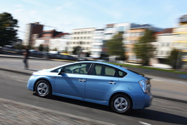 compare toyota prius years #3