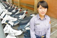 　台中市女警吳佩蓉因為服務和藹親切，讓毒品通緝犯印象深刻，主動投案。（梁貽婷攝）