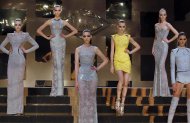 Donatella Versace making 'emotional' return to Ritz Paris for couture show 000_par6799846.21f85133333.original