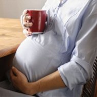Νέα έρευνα για την επίδραση του καφέ στην εγκυμοσύνη