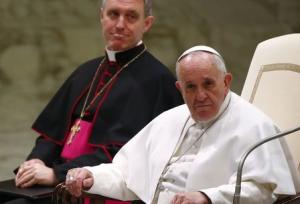 Pope Francis leads a special audience with members …