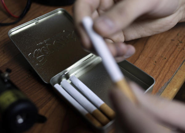 NYC sues roll-your-own cigarette shops over taxes