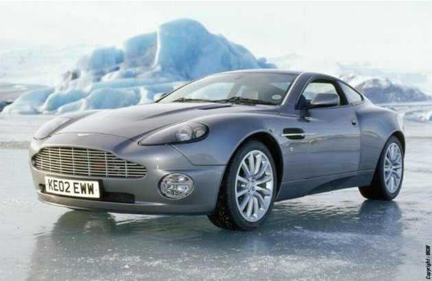 James Bond Casino Royale Aston Martin