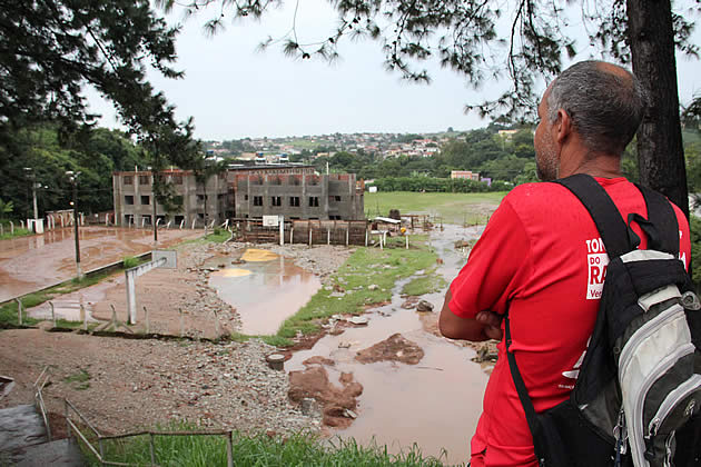 Chuvas castigam Minas Gerais e Rio de Janeiro Enchentes2-MG_142057