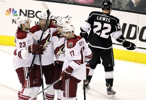 Coyotes avoid sweep with 2-0 shutout of L.A. Kings 201205201512547247983-p2