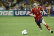 L'attaquant espagnol Andres Iniesta a été désigné meilleur joueur de l'Euro-2012 au lendemain de la victoire en finale de son équipe d'Espagne face à l'Italie (4-0), a annoncé lundi l'UEFA dans un communiqué