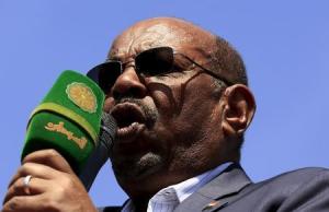 Sudan&#39;s President Omar Hassan Ahmad al-Bashir addresses supporters during a National Dialogue campaign event in Khartoum