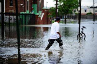 Mayor Bloomberg: "Looters Will Be Put In Internment Camps" Irene