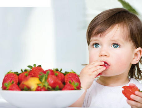 Claves para que tus hijos disfruten comiendo sano