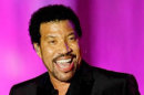 Lagu Lionel Richie Pernah Ditolak Karena Alasan Rasisme!
