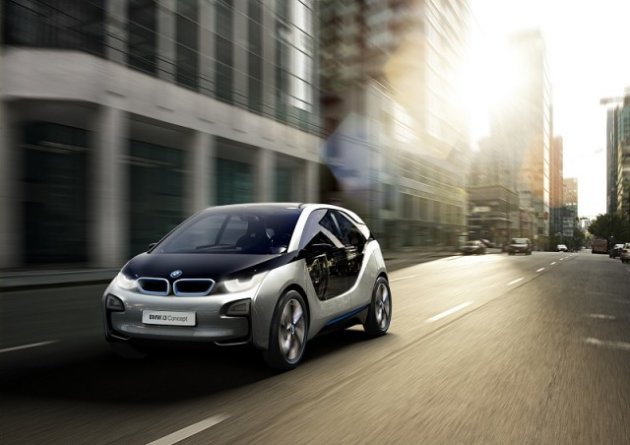 9833426-bmw-s-electric-future-revealed