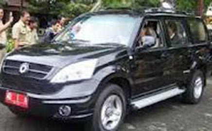 Jokowi Balik Pakai Camry, Mobil Esemka Dikandangkan