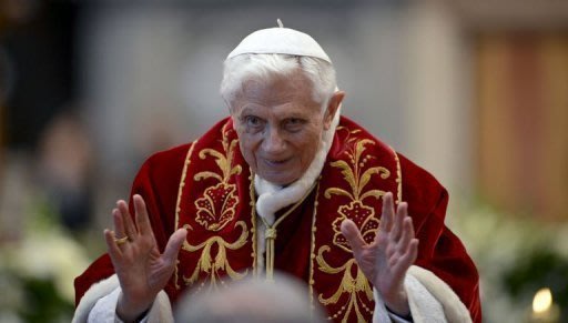 Bento XVI durante missa no sábado passado na basílica de São Pedro do Vaticano.