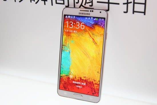 三星 Galaxy Note 3 機身照片