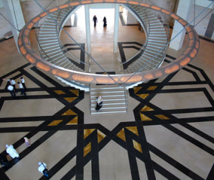 جمل سلالم في العالم  201202-w-cool-staircases-museum-of-islamic-art-jpg_002055
