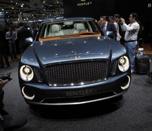 Bentley on Bentley Exp 9 F