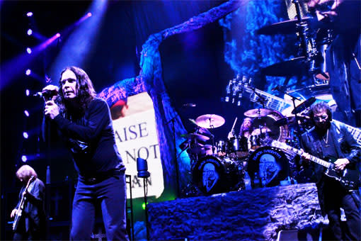 Live DVD από τους Black Sabbath: Live…Gathered in Their Masses Blacksabbath2