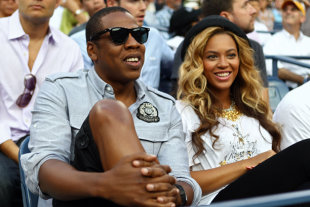 Beyonce Knowles and Jay-Z Welcome a Daughter Called Blue Ivy Carter!