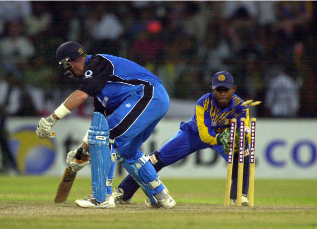 Romesh Kaluwitharana (Sri Lanka): 119 dismissals (93 catches   26 stumpings) in 49 Tests; 206 dismissals (131 catches   75 stumpings) in 189 ODIs.