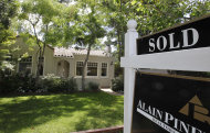 <p>               This Tuesday, Aug. 21, 2012, photo, shows an exterior view of a home sold in Palo Alto, Calif. A measure of U.S. home prices jumped 4.6 percent in August compared with a year ago, the largest year-over-year increase in more than six years. CoreLogic, a private real estate data provider, also said Tuesday that prices rose 0.3 percent in August from July, the sixth straight monthly gain. (AP Photo/Paul Sakuma)