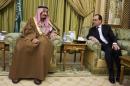 French President Francois Hollande offers condoleances to Saudi King Salman following the death of Saudi King Abdullah in Riyadh