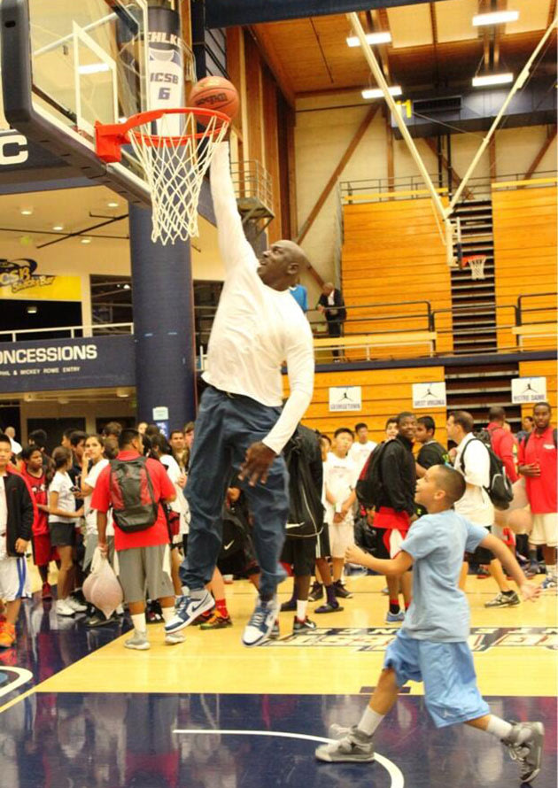 Heres-Michael-Jordan-dunking-in-2013.-Photo-via-@MJFlightSchool.jpg
