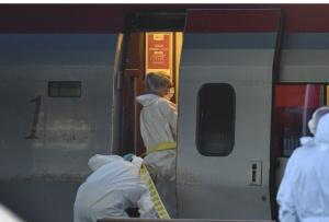 Police arrive to inspect the crime scene inside a Thalys&nbsp;&hellip;