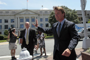 Judge sets John Edwards trial for October | The Ticket - Yahoo! News