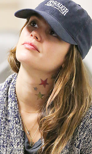 Are Rachel Bilsons New Neck Tattoos For Real The Juice Yahoo 