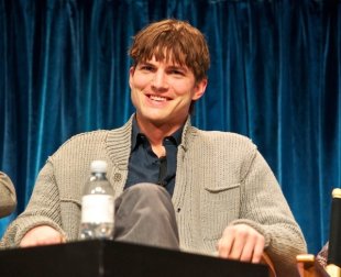 [image] «Jobs»: Ashton Kutcher obtient le feu vert de Steve Wozniak