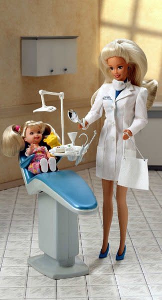 Dentist Barbie (1997)