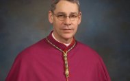 Uskup Gereja Katolik KC Didakwa Kasus Pornografi Anak