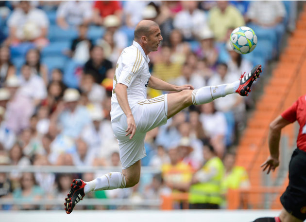 Real Madrid&#39;s Zinedine Zidane Controls AFP/Getty Images