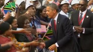 Warm welcome for Obama in Tanzania