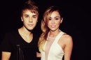 Miley Cyrus dan Bieber Digosipkan Pacaran?