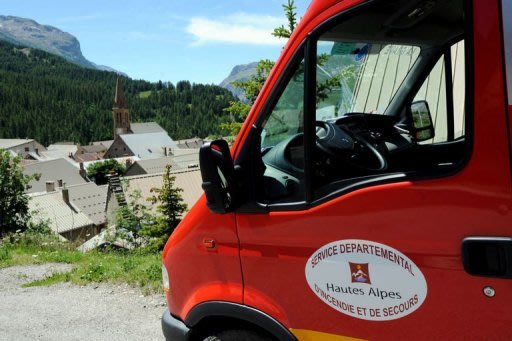 An emergency vehicle in the Villar-d'Arene village