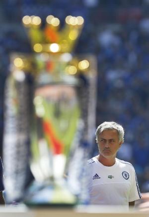 Chelsea&#39;s manager Jose Mourinho is seen behind&nbsp;&hellip;