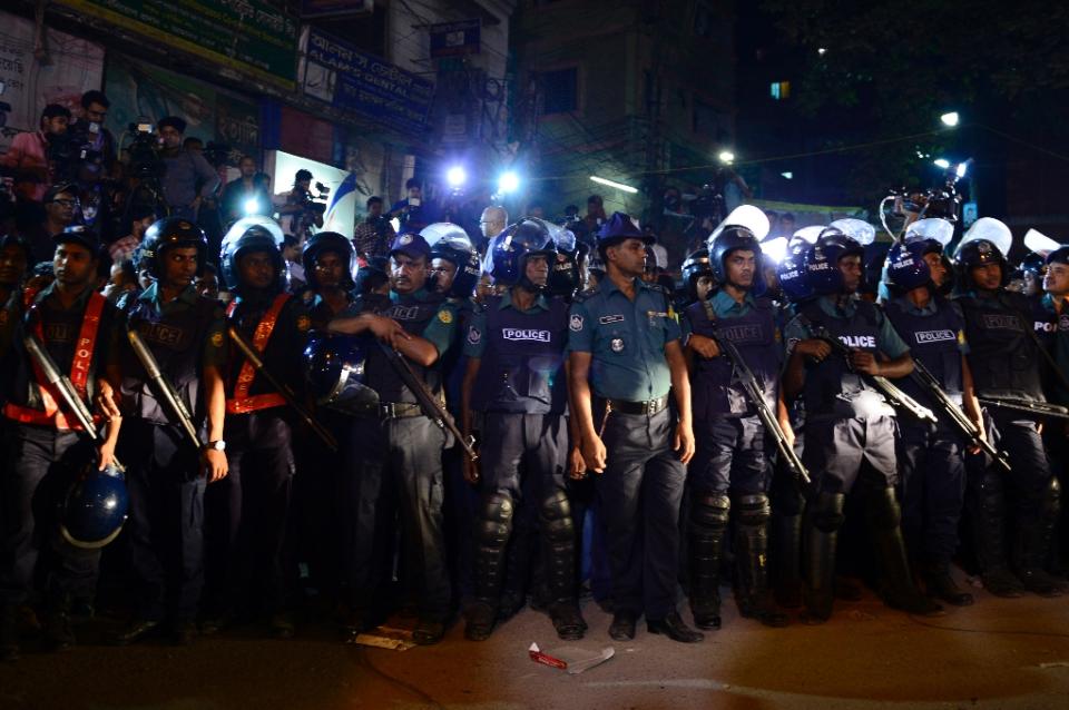 Delightful: Bangladesh hangs opposition chiefs for war crimes Part-PAR-Par8336617-1-1-0