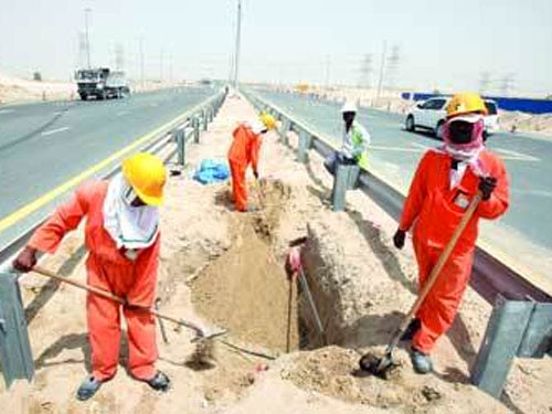 الإمارات تباشر بتطبيق قرار حظر العمل تحت الشمس فترة الظهيرة