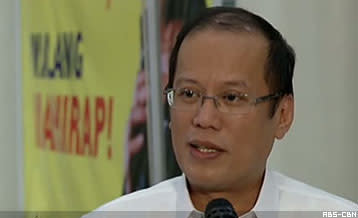 PNoy ditches prepared speech  040611_pnoy